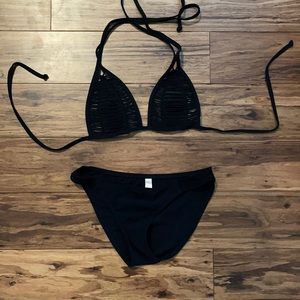 Victoria’s Secret Triangle Bikini Top EUC Sz XS